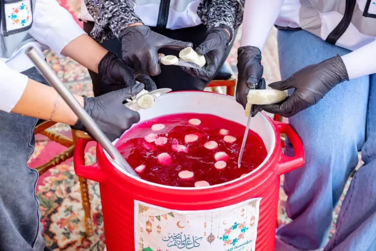 مؤسسة الغنيمي تشارك أهالينا فرحة المولد النبوي الشريف